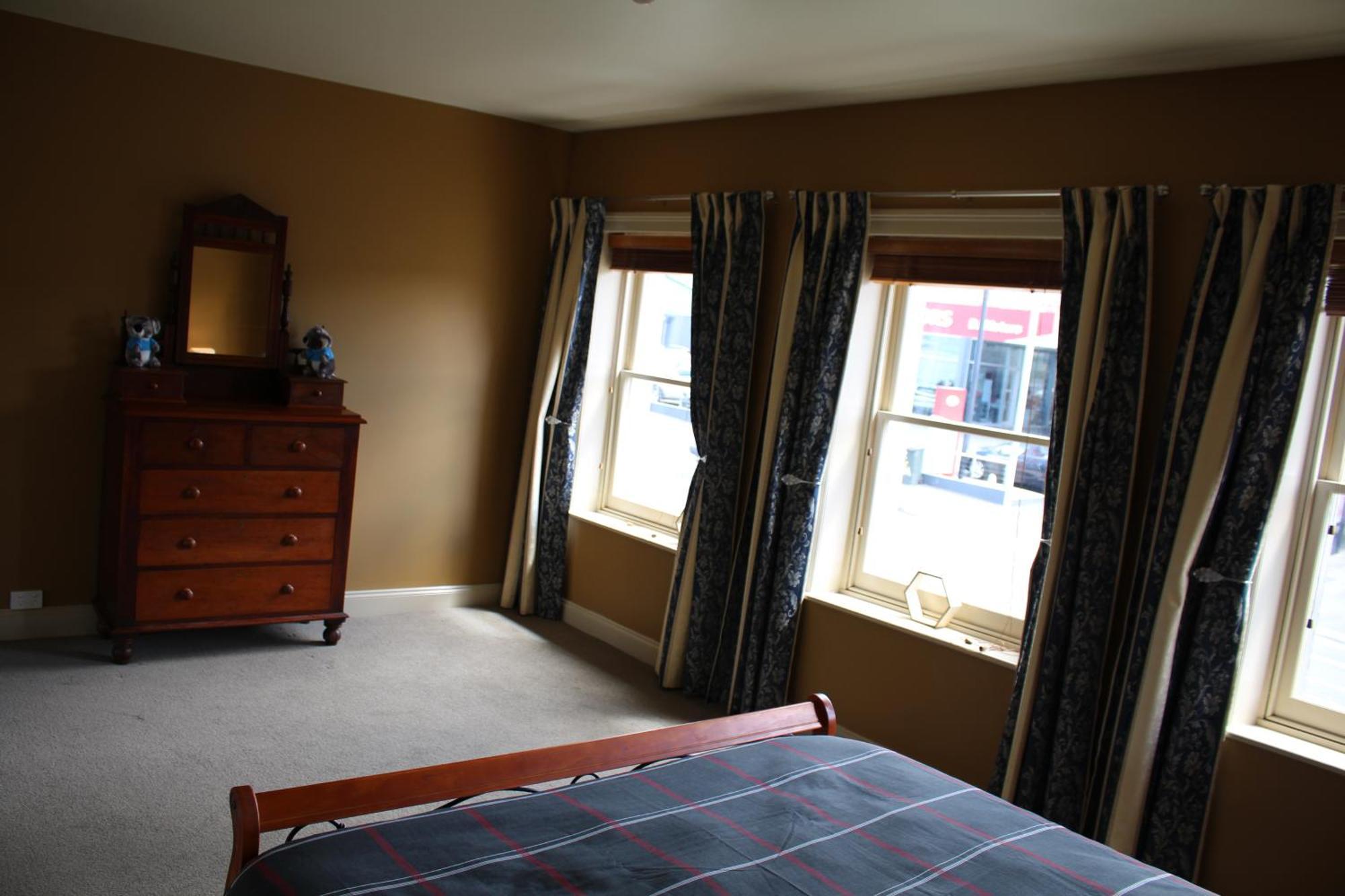 The Tasmanian Inn Hobart Bagian luar foto