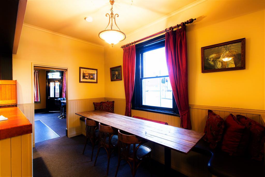 The Tasmanian Inn Hobart Bagian luar foto