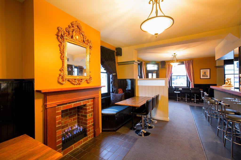 The Tasmanian Inn Hobart Bagian luar foto
