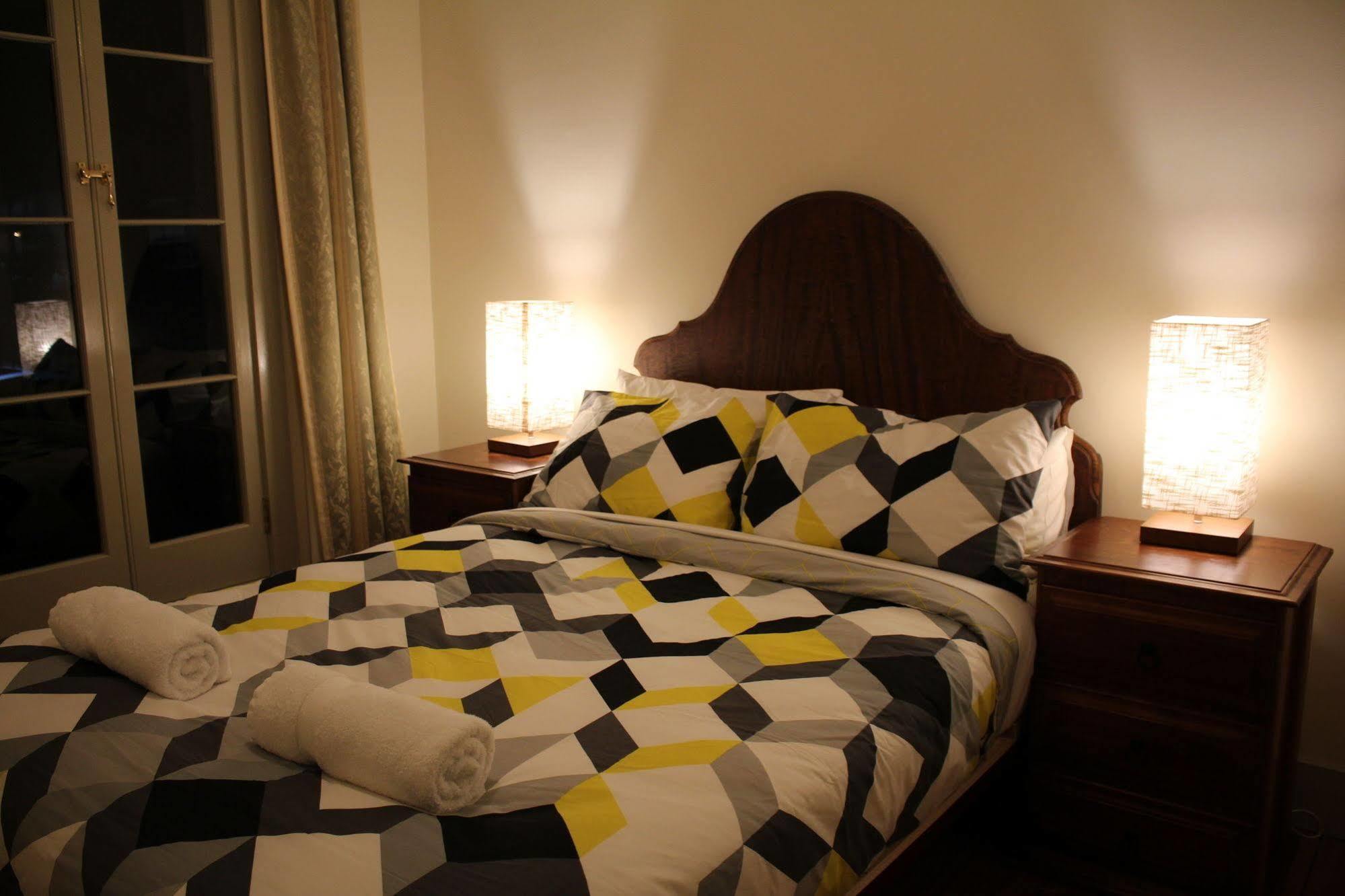 The Tasmanian Inn Hobart Bagian luar foto