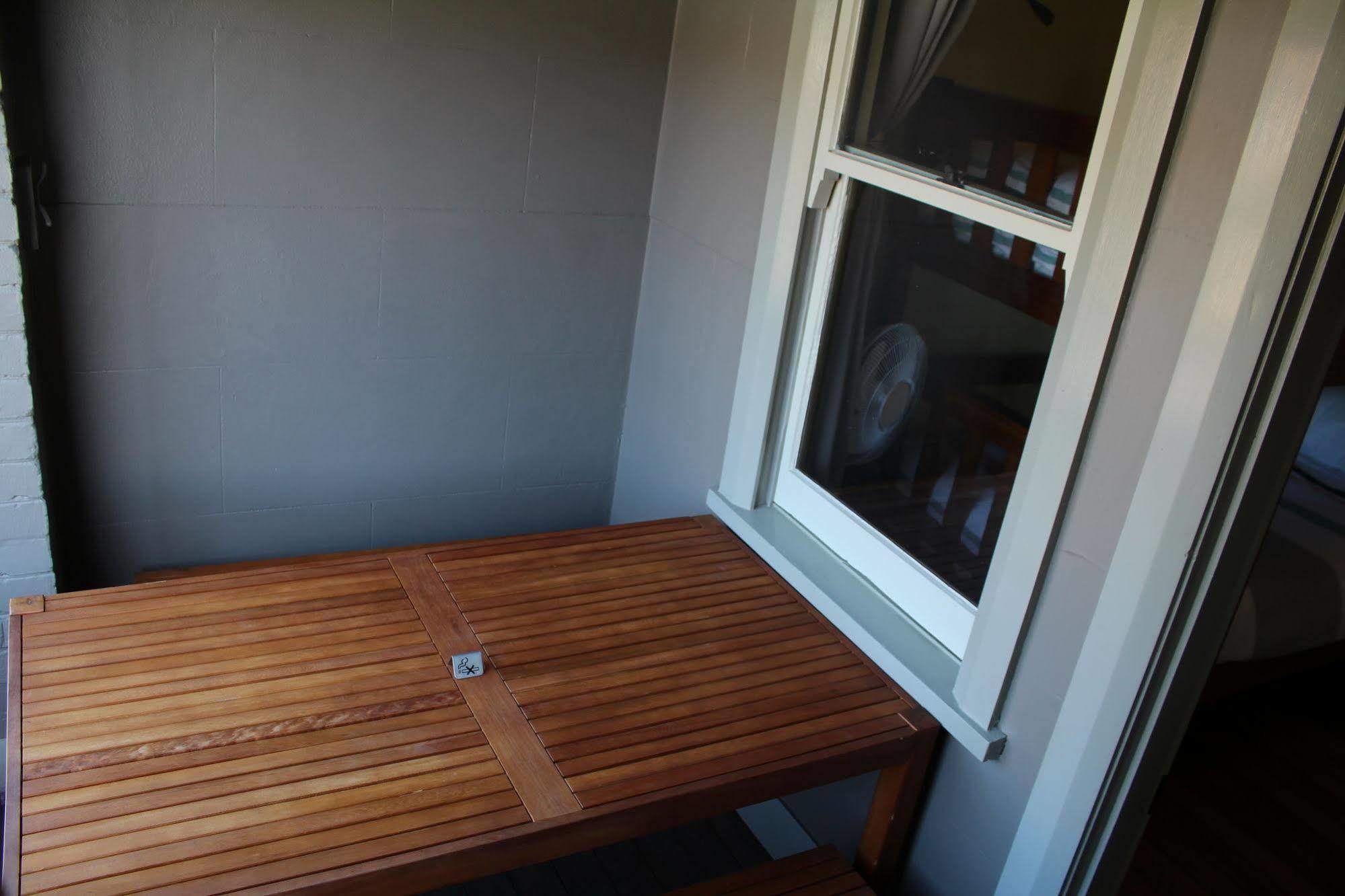 The Tasmanian Inn Hobart Bagian luar foto