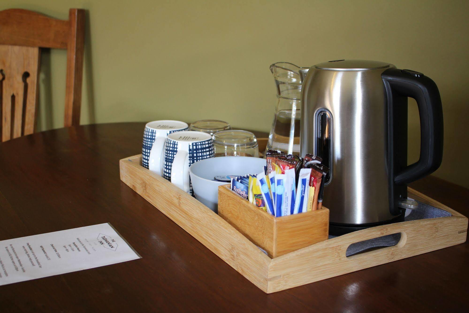 The Tasmanian Inn Hobart Bagian luar foto